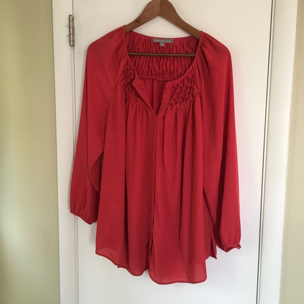 Daniel Rainn Flowy Top with flocked detail - 1X